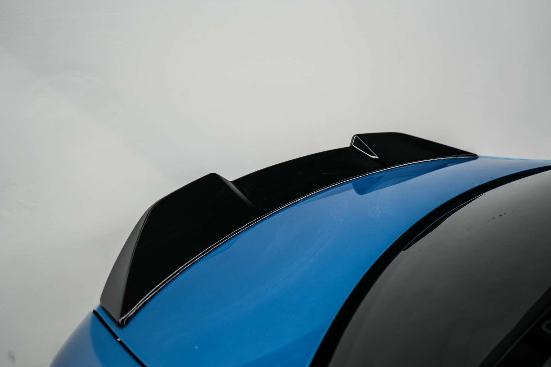 BMW M2 view 9