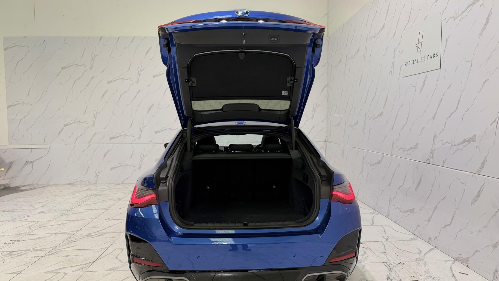 BMW i4 view 44