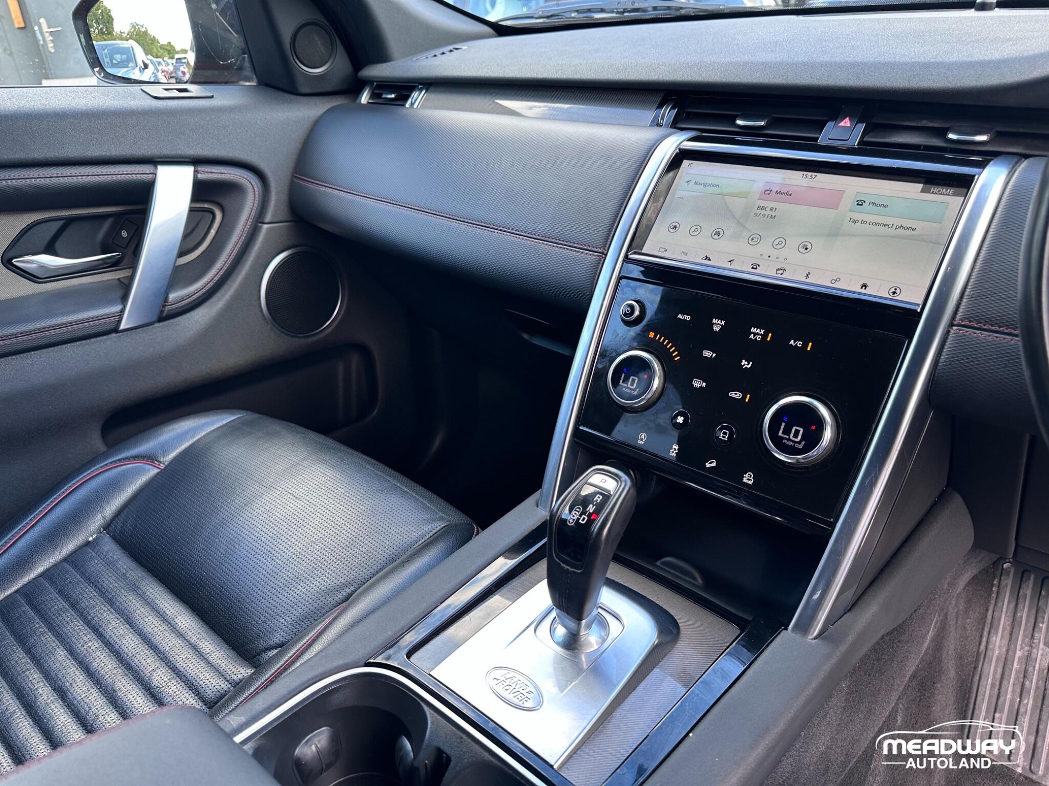 Land Rover Discovery Sport view 10