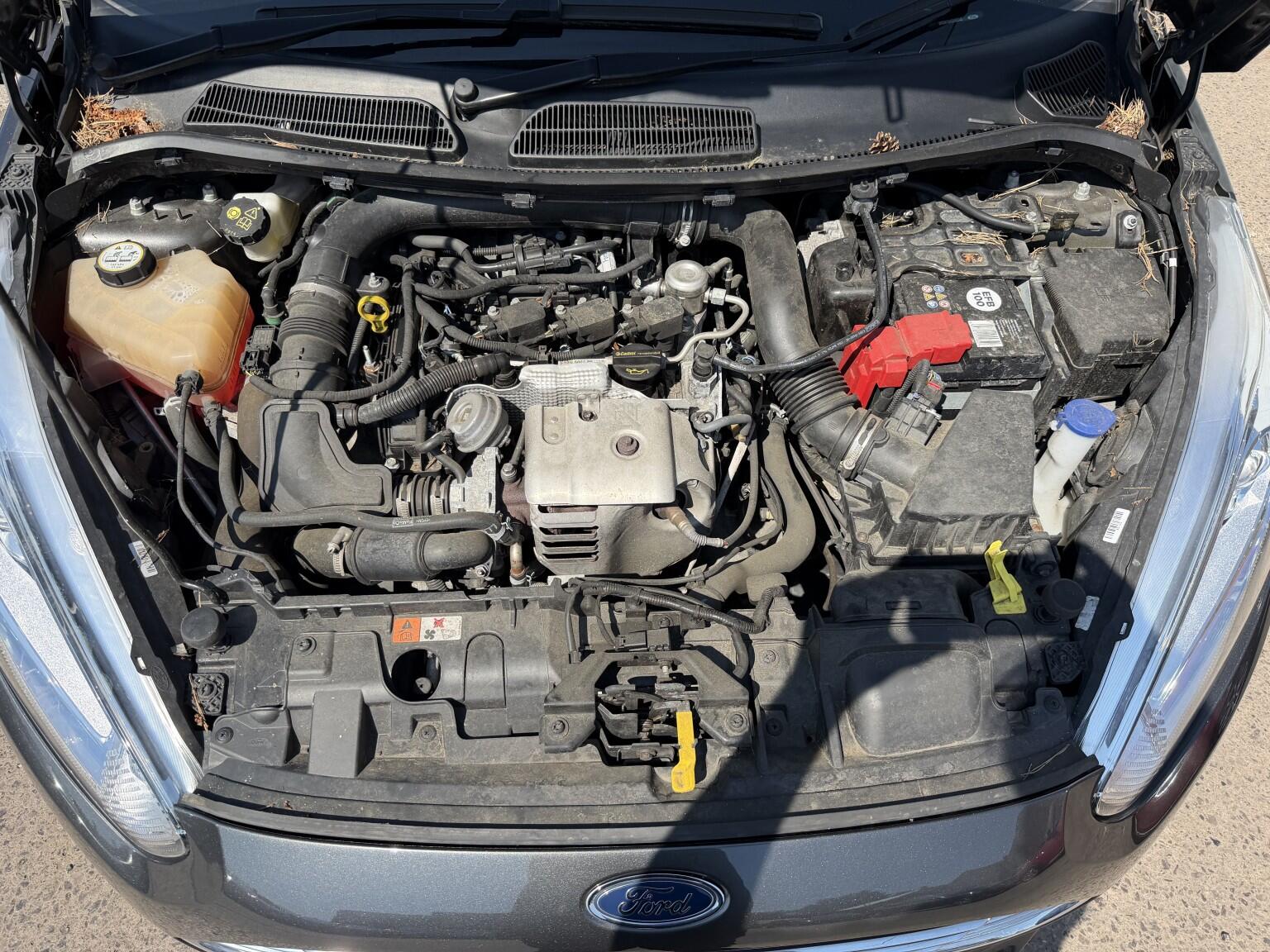 Ford Fiesta view 14