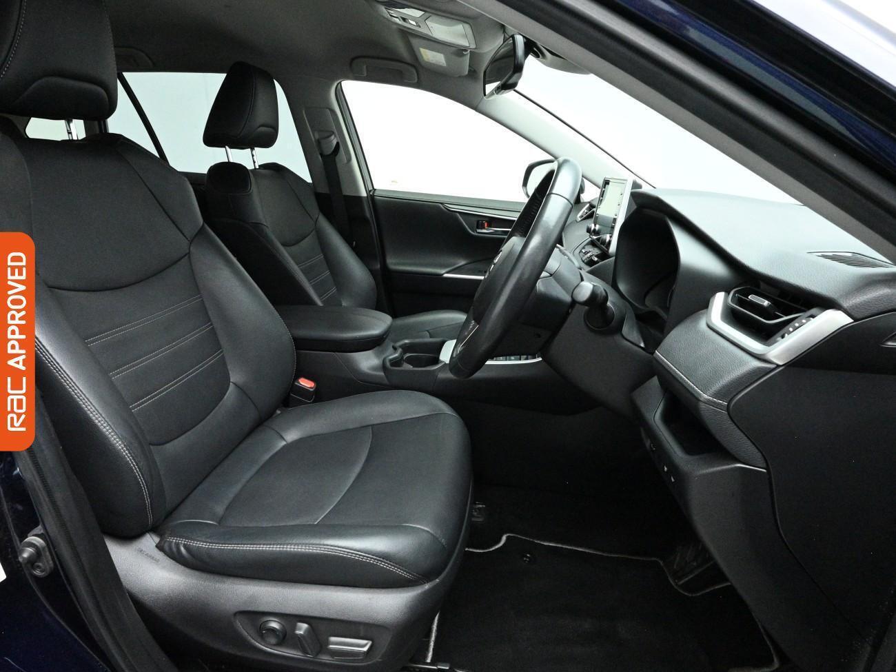 Toyota Rav4 view 12