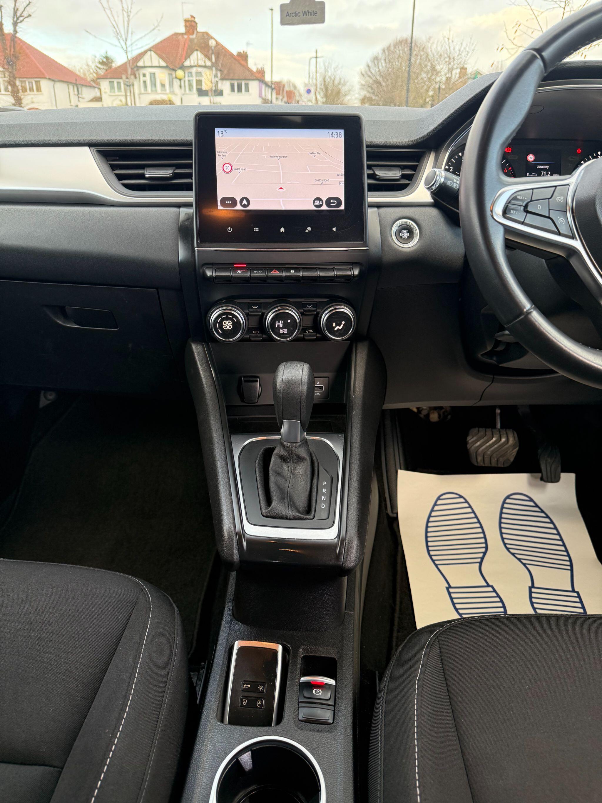 2021 Renault Captur 1.3 TCe Iconic EDC Euro 6 (s/s) 5dr • 36,000 miles image 15