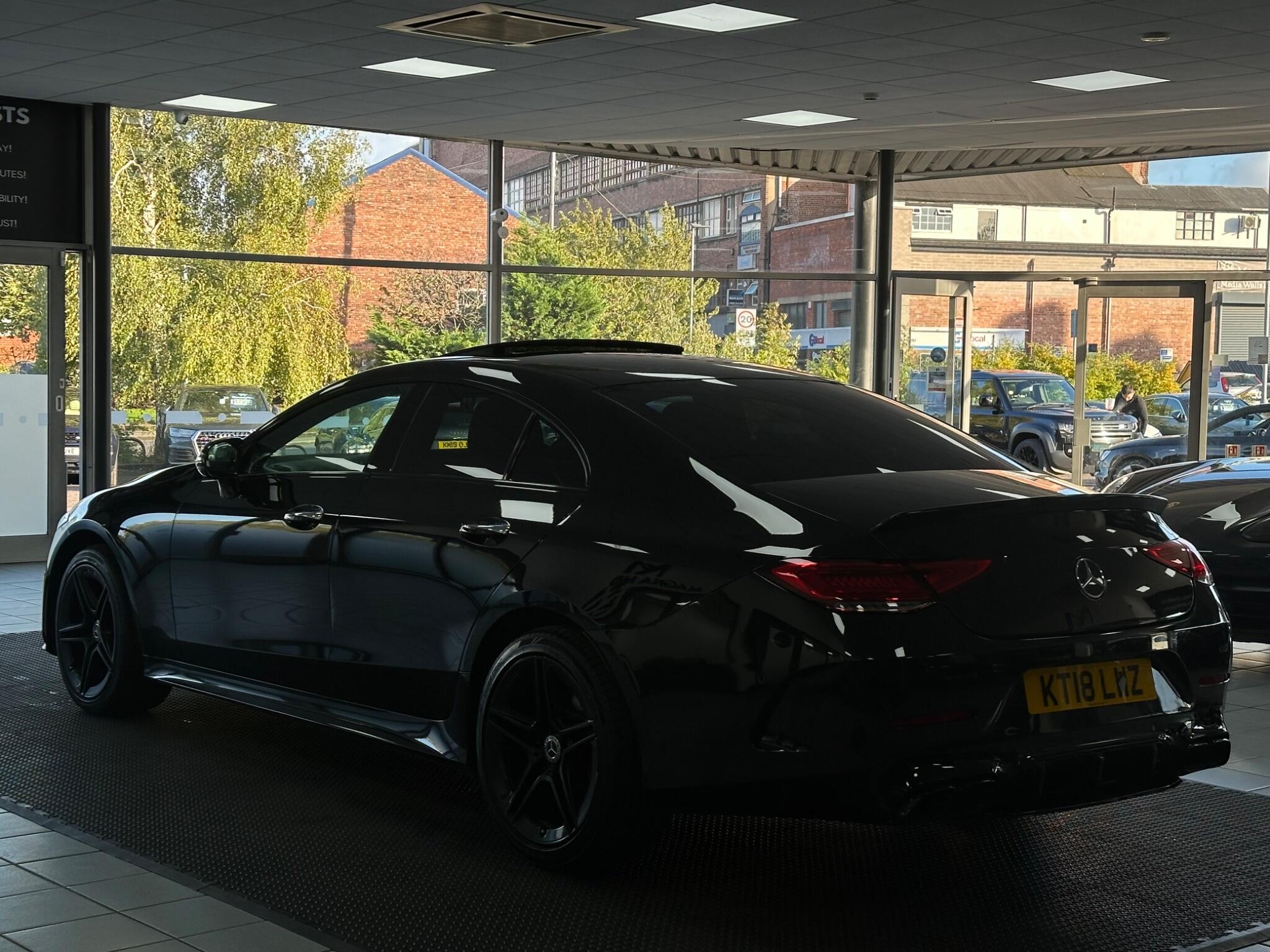 Mercedes-Benz CLS view 12