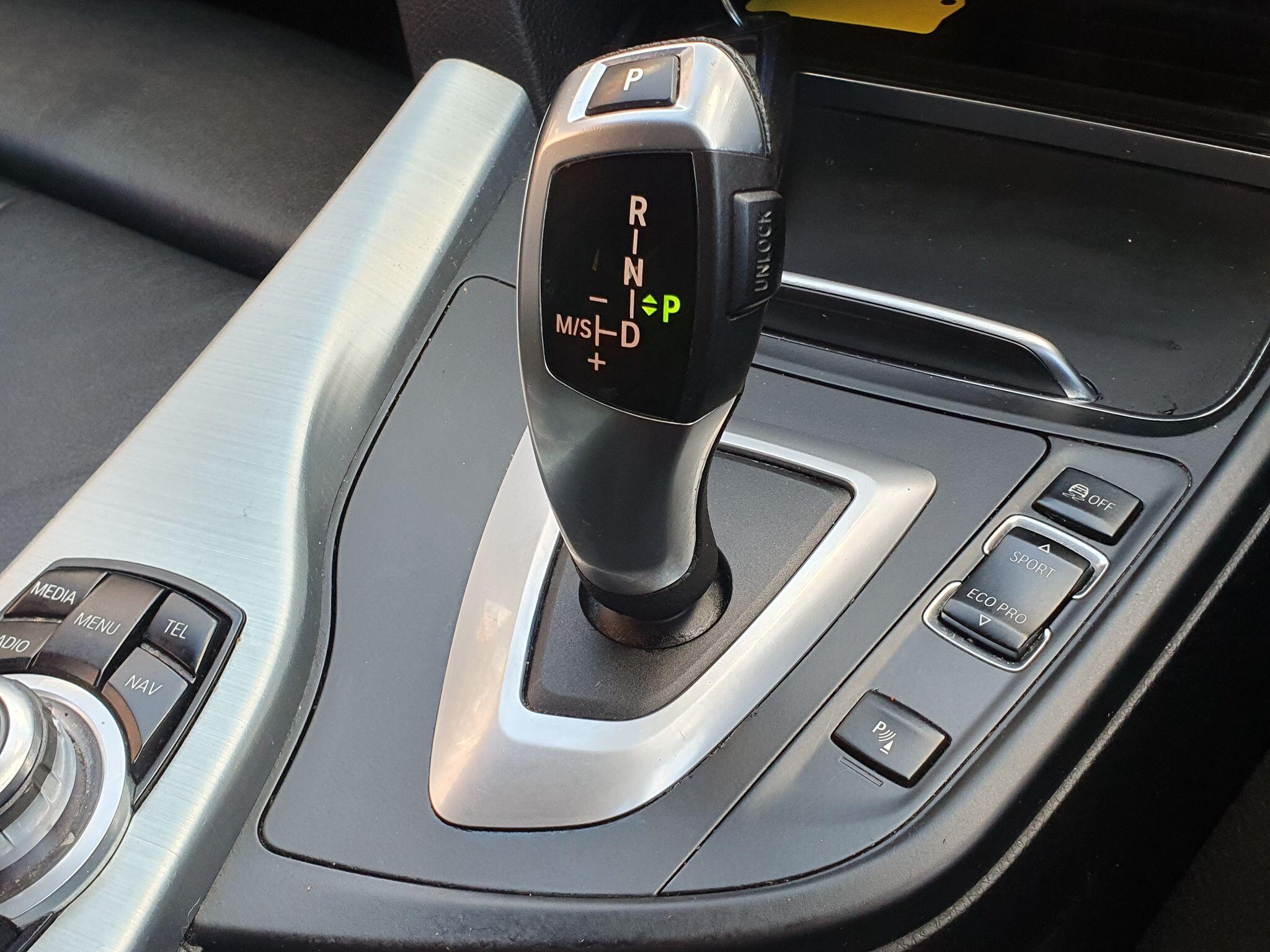 BMW 3 Series view 50
