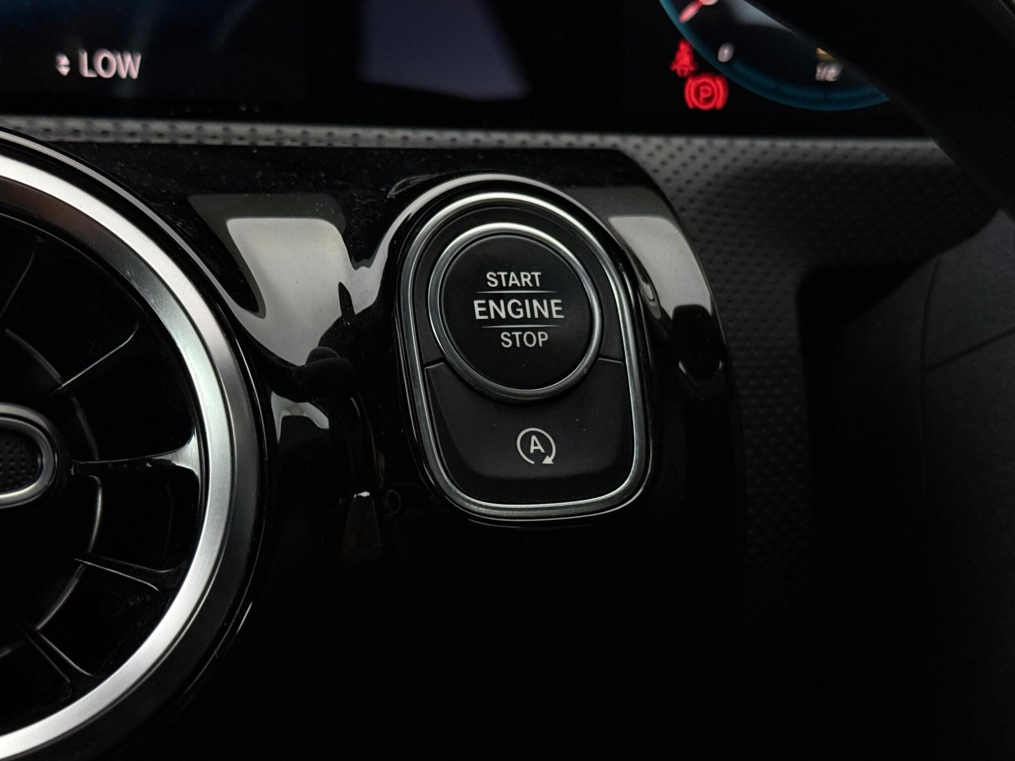 Mercedes-Benz A-Class view 19