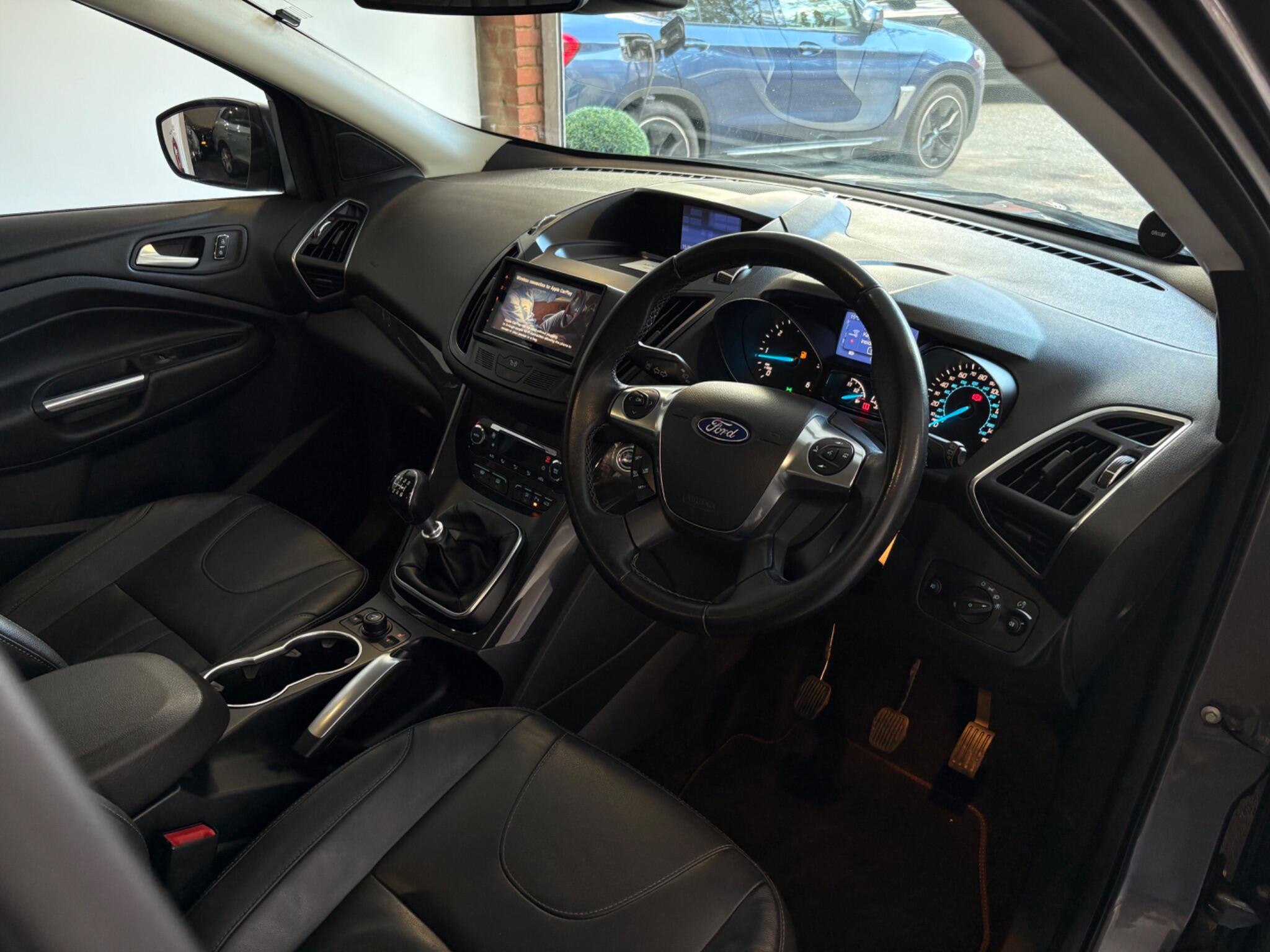 Ford Kuga view 13