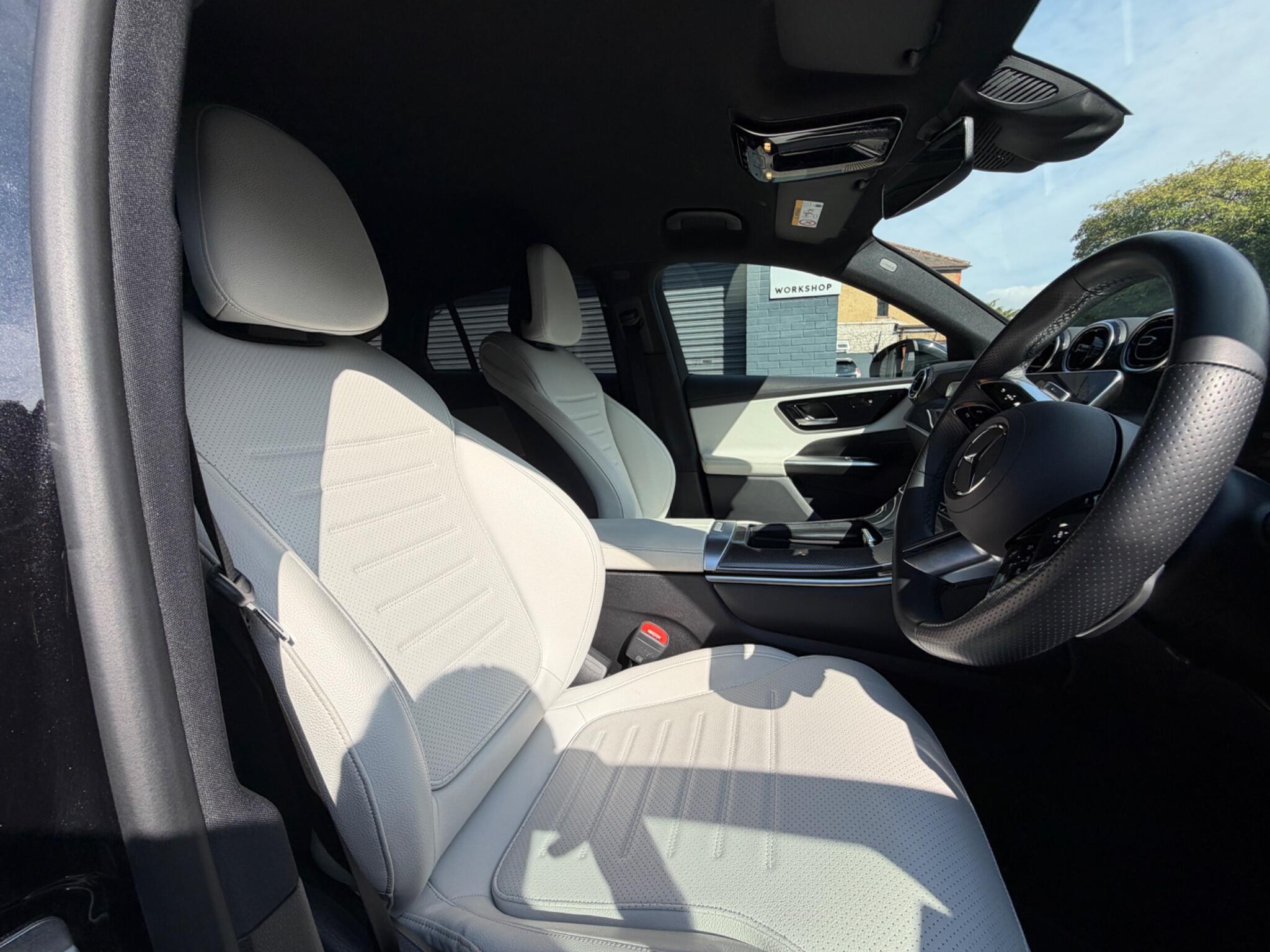 Mercedes-Benz GLC view 9