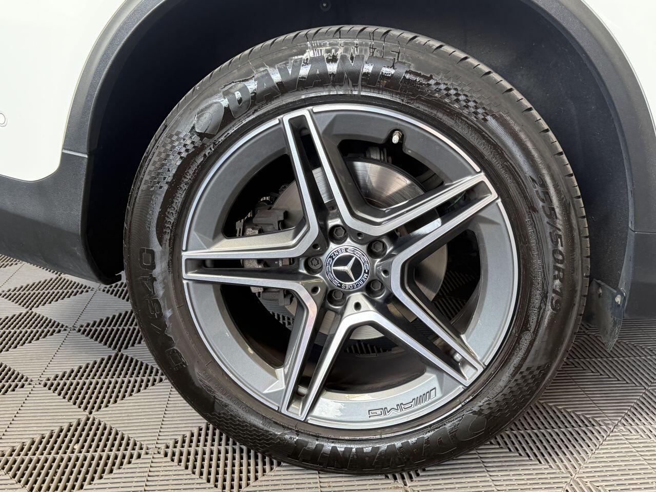 Mercedes-Benz GLC view 20