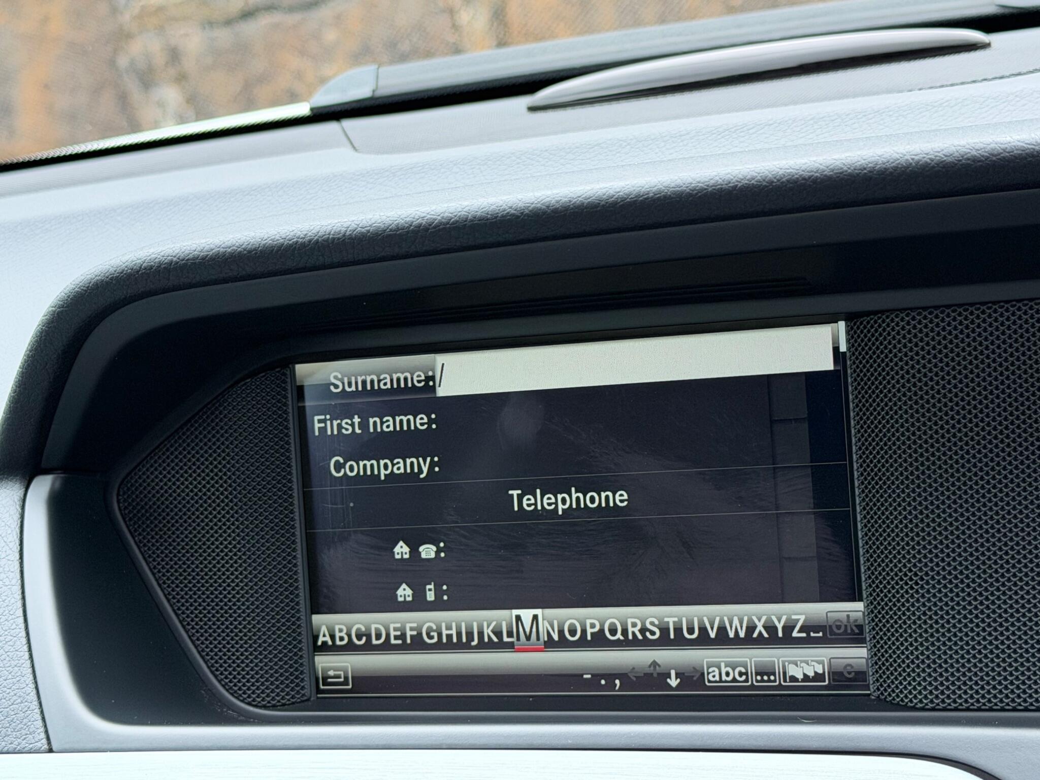 Mercedes-Benz C-Class view 34
