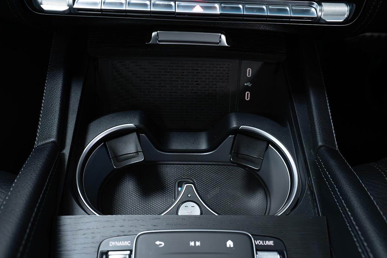 Mercedes-Benz GLS view 25
