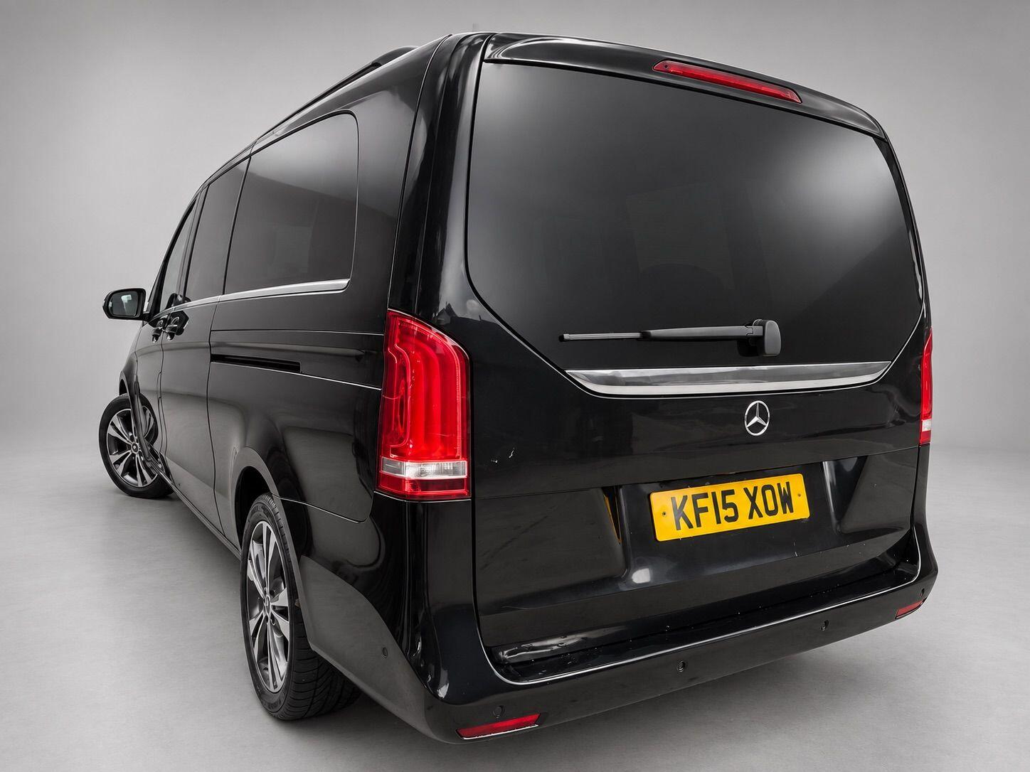Mercedes-Benz V-Class view 9