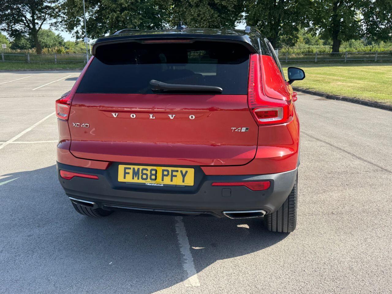 Volvo XC40 view 42