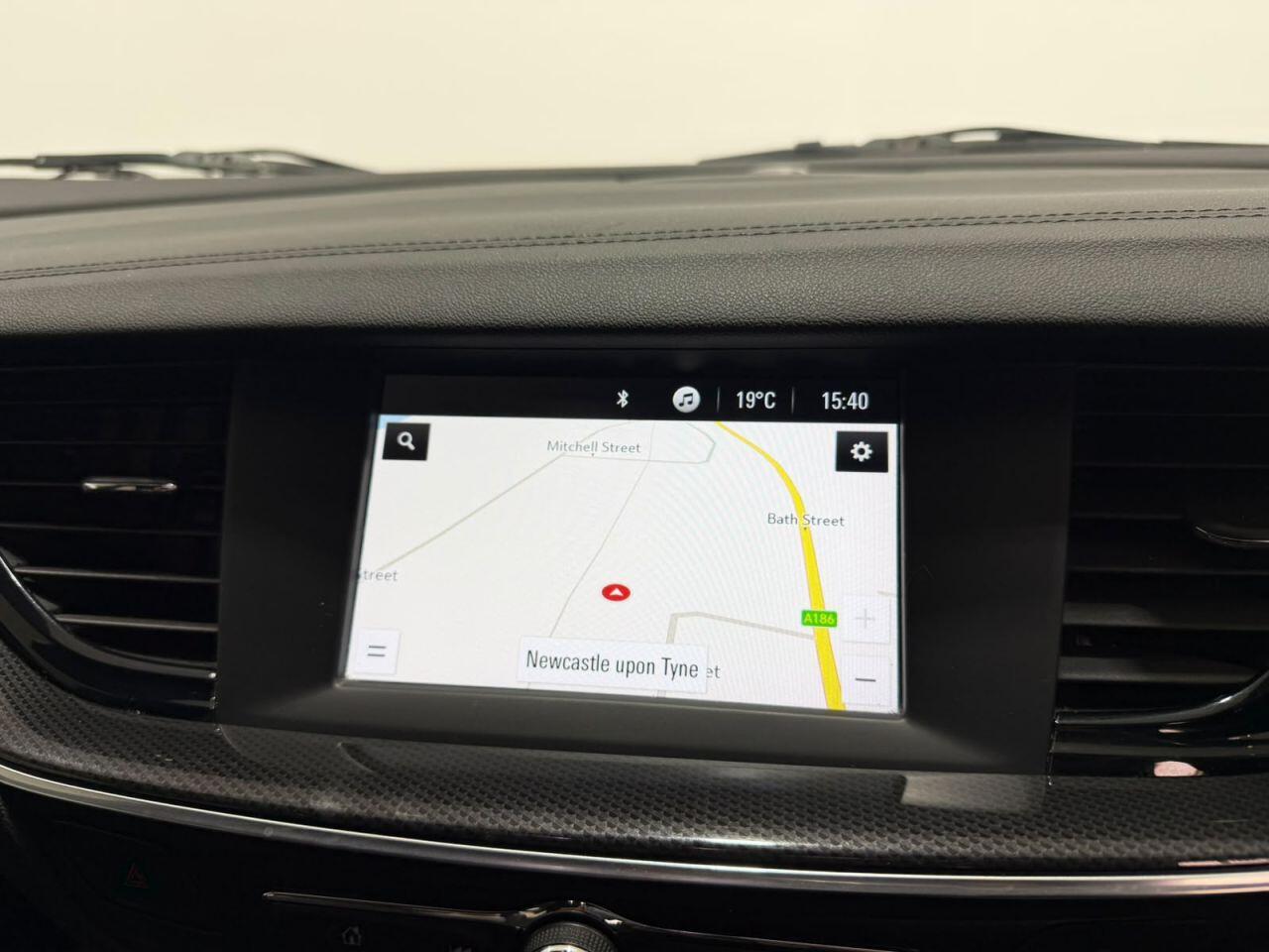Vauxhall Insignia view 22