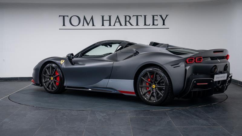 Ferrari SF90 Stradale view 5