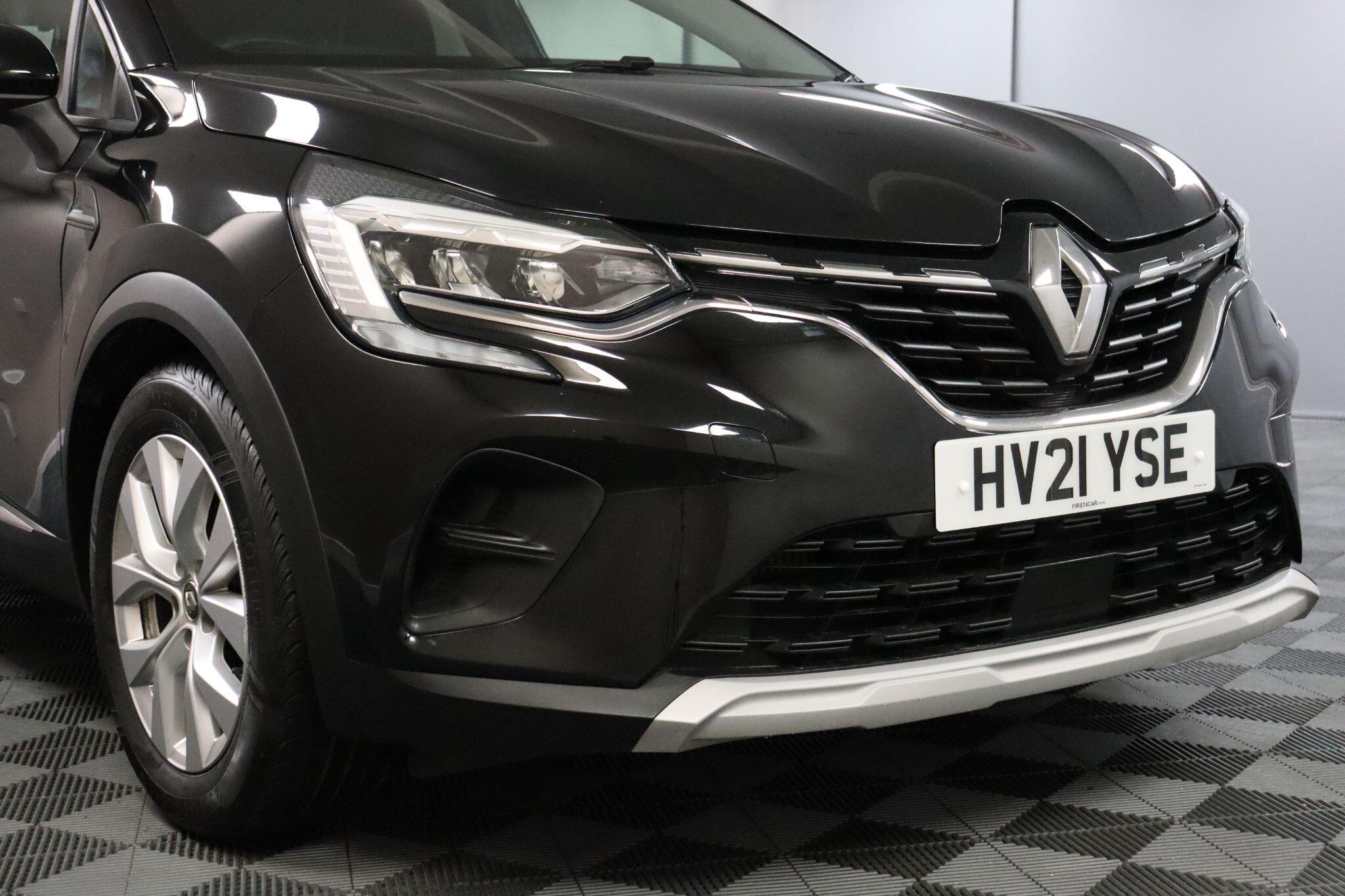 Renault Captur view 24