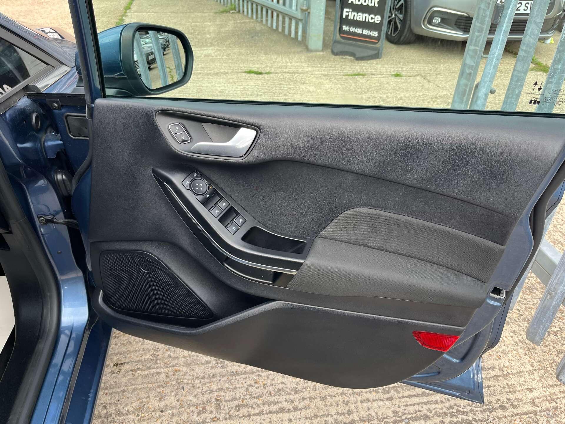 Ford Fiesta view 47