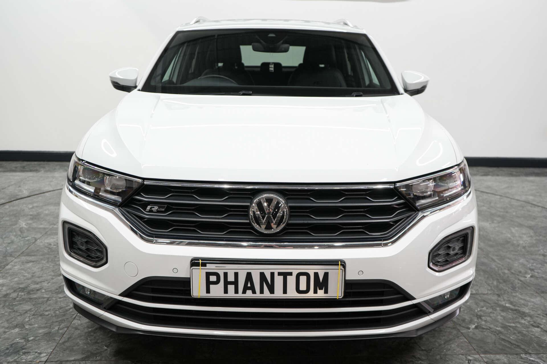 Volkswagen T-Roc view 5