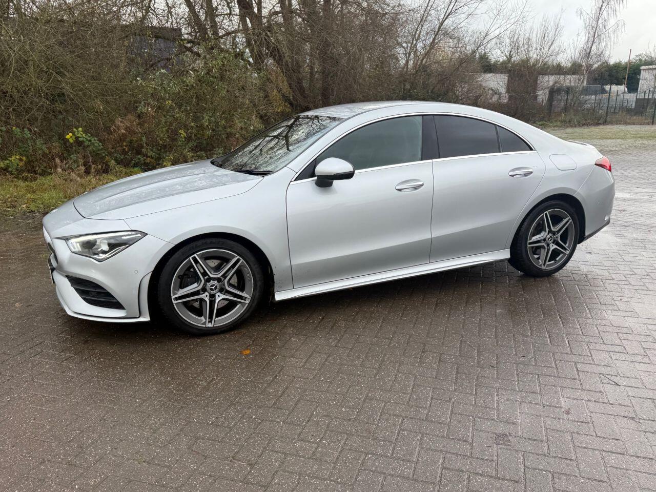 Mercedes-Benz CLA view 60