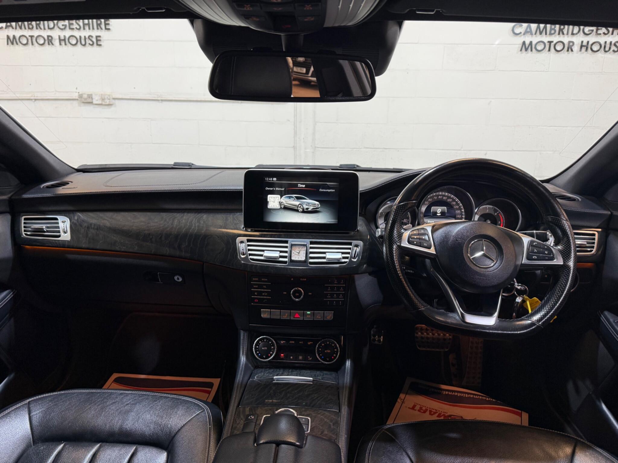 Mercedes-Benz CLS view 3