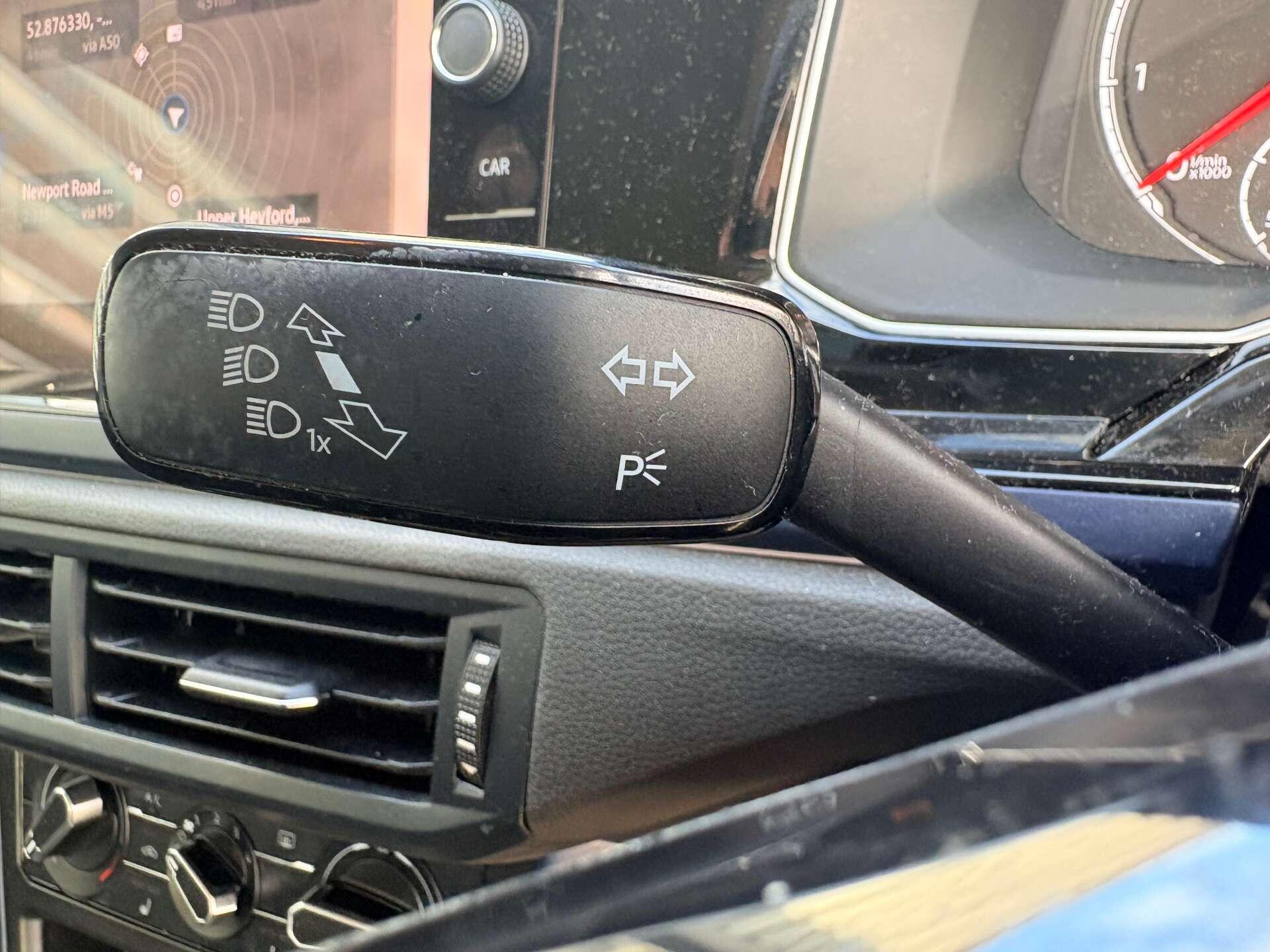 Volkswagen Polo view 25