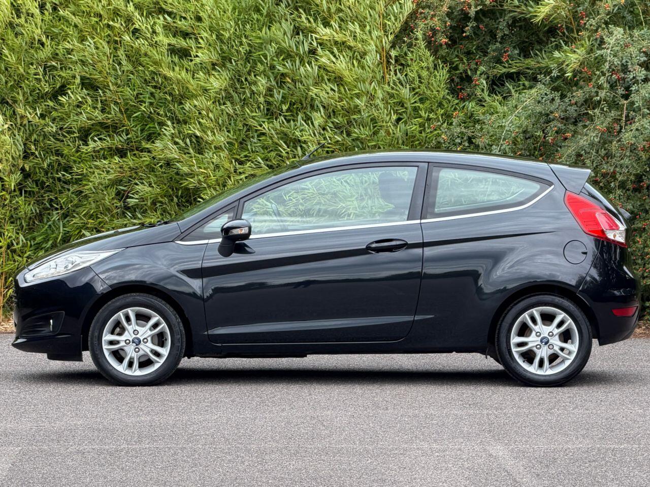 Ford Fiesta view 4