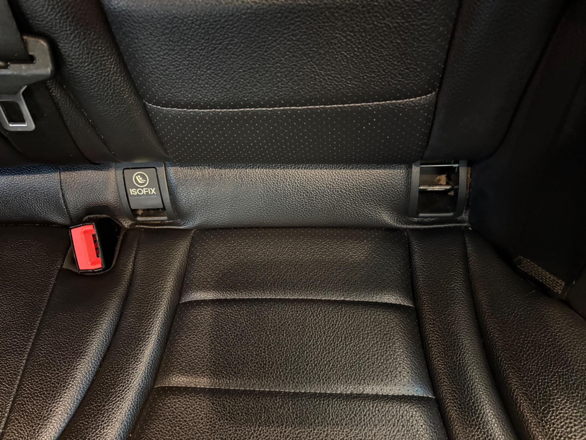 Mercedes-Benz C Class view 52