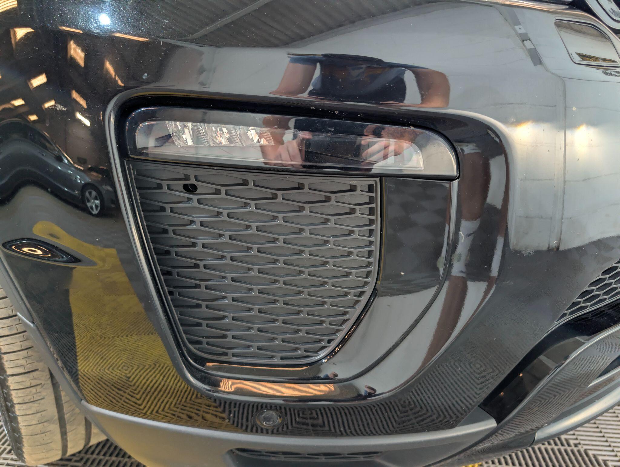 Land Rover Range Rover Evoque view 90