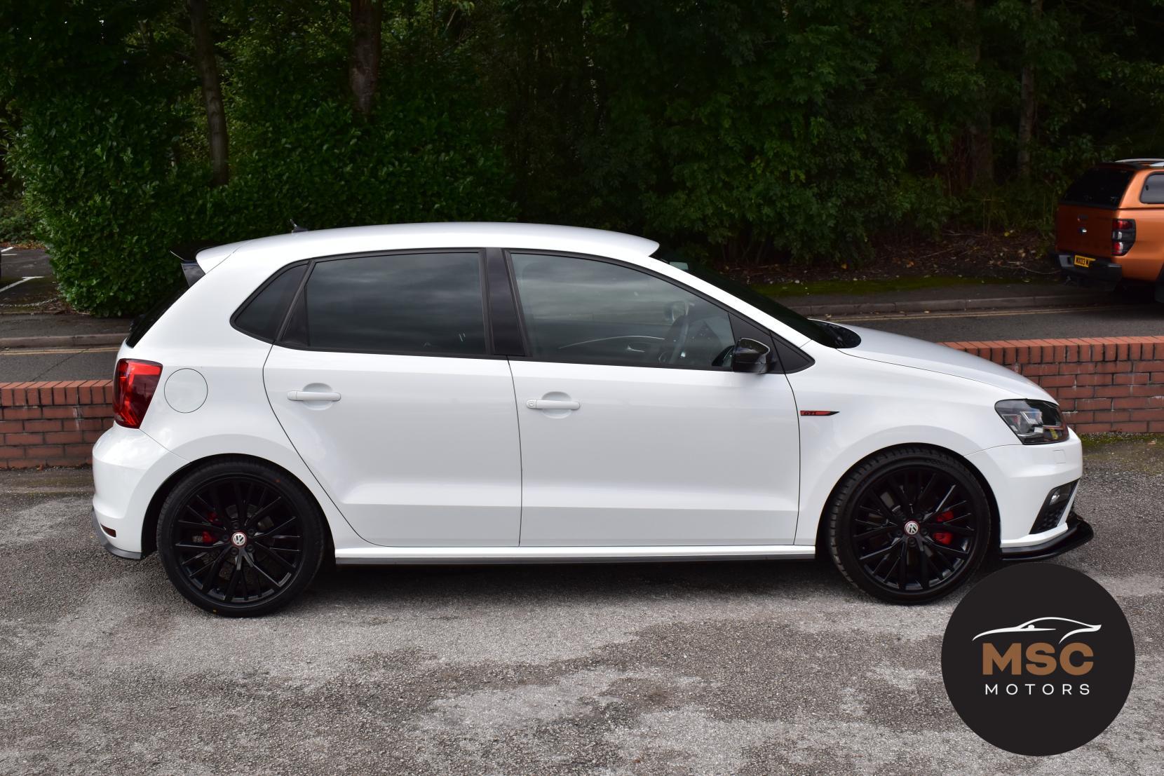 Volkswagen Polo view 21