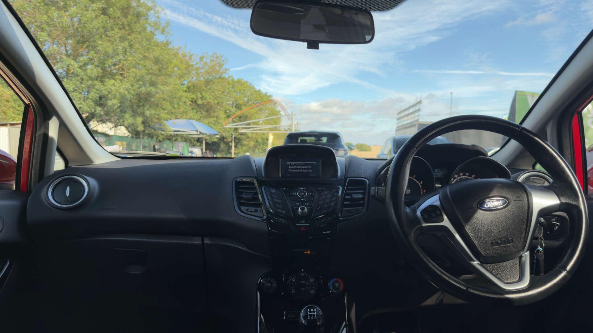 Ford Fiesta view 29