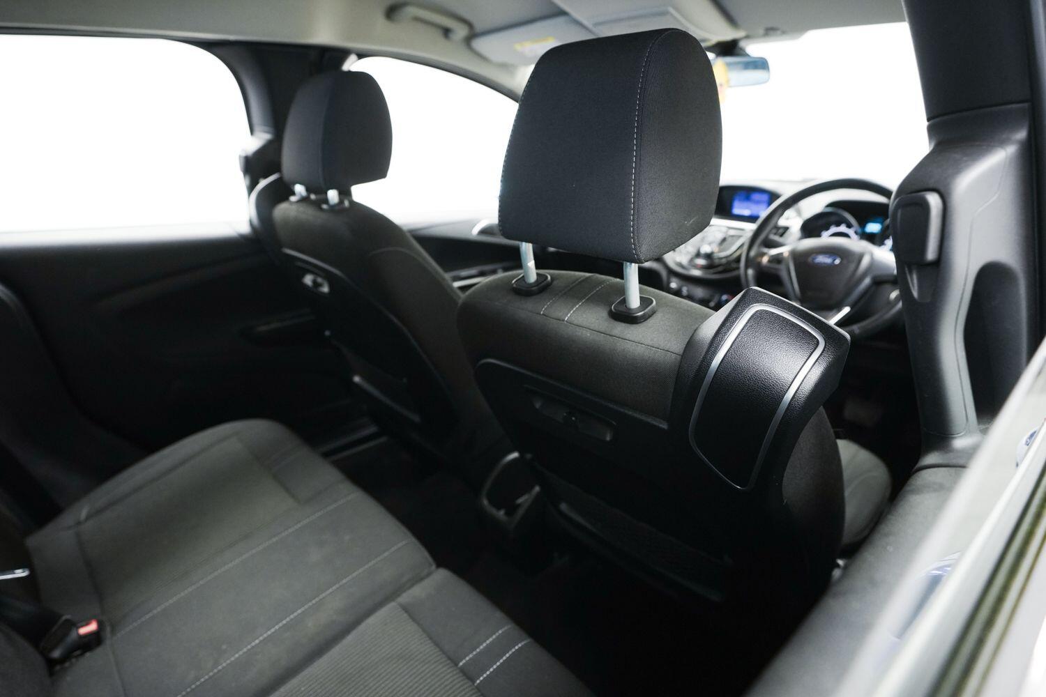 Ford B-Max view 14