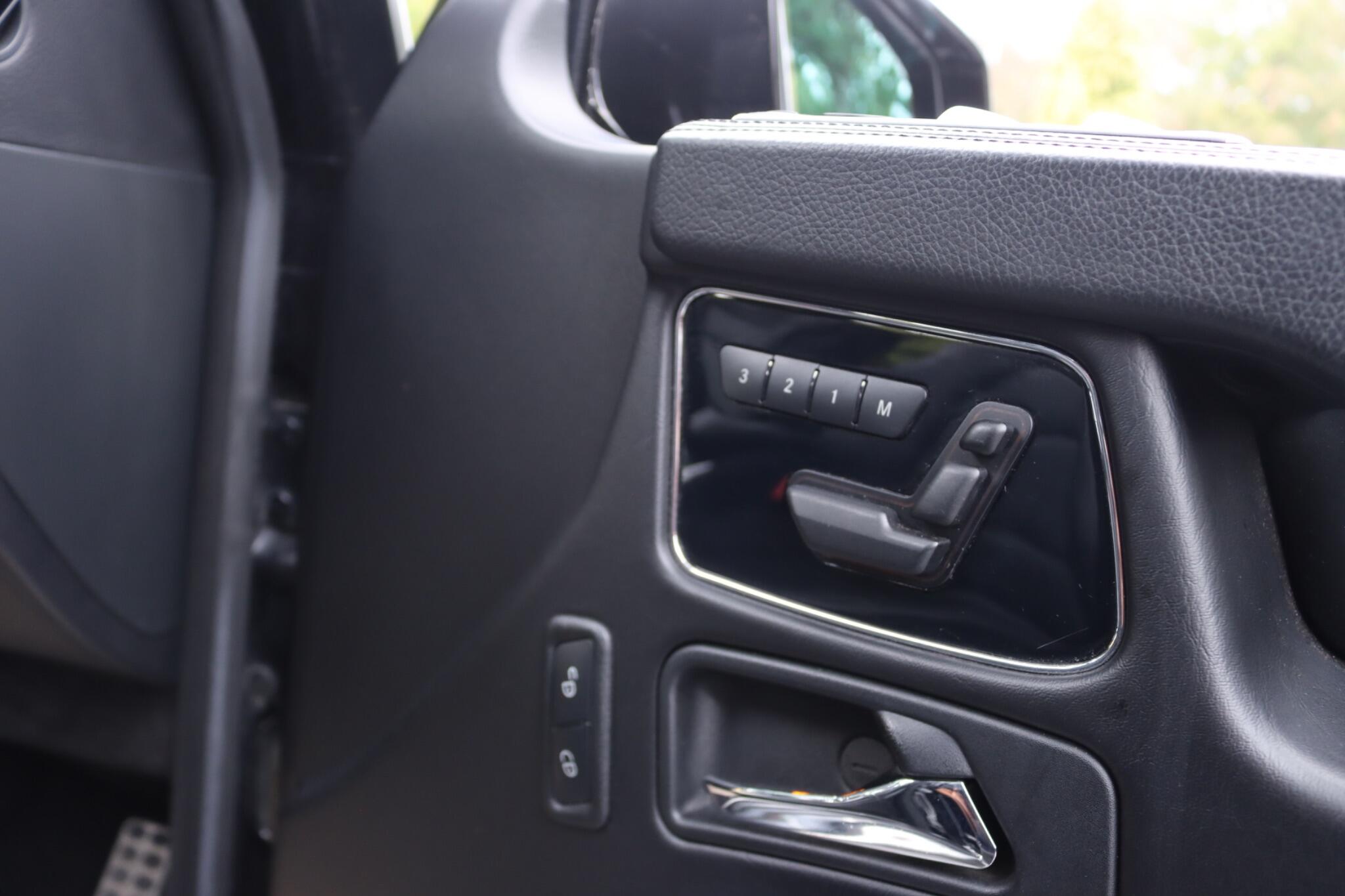 Mercedes-Benz G-Class view 56