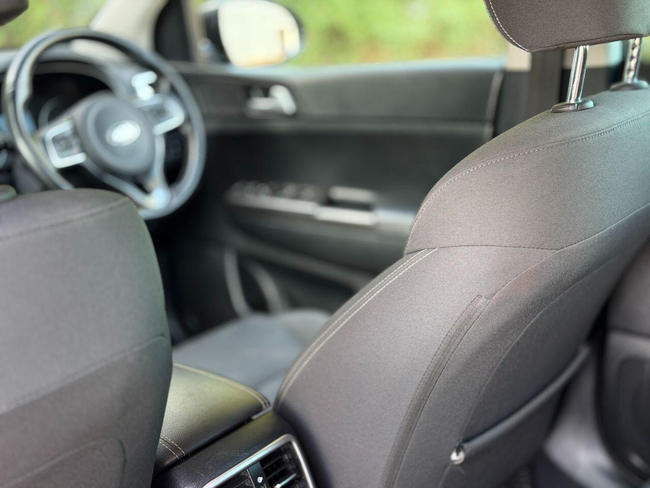 Kia Sportage view 140