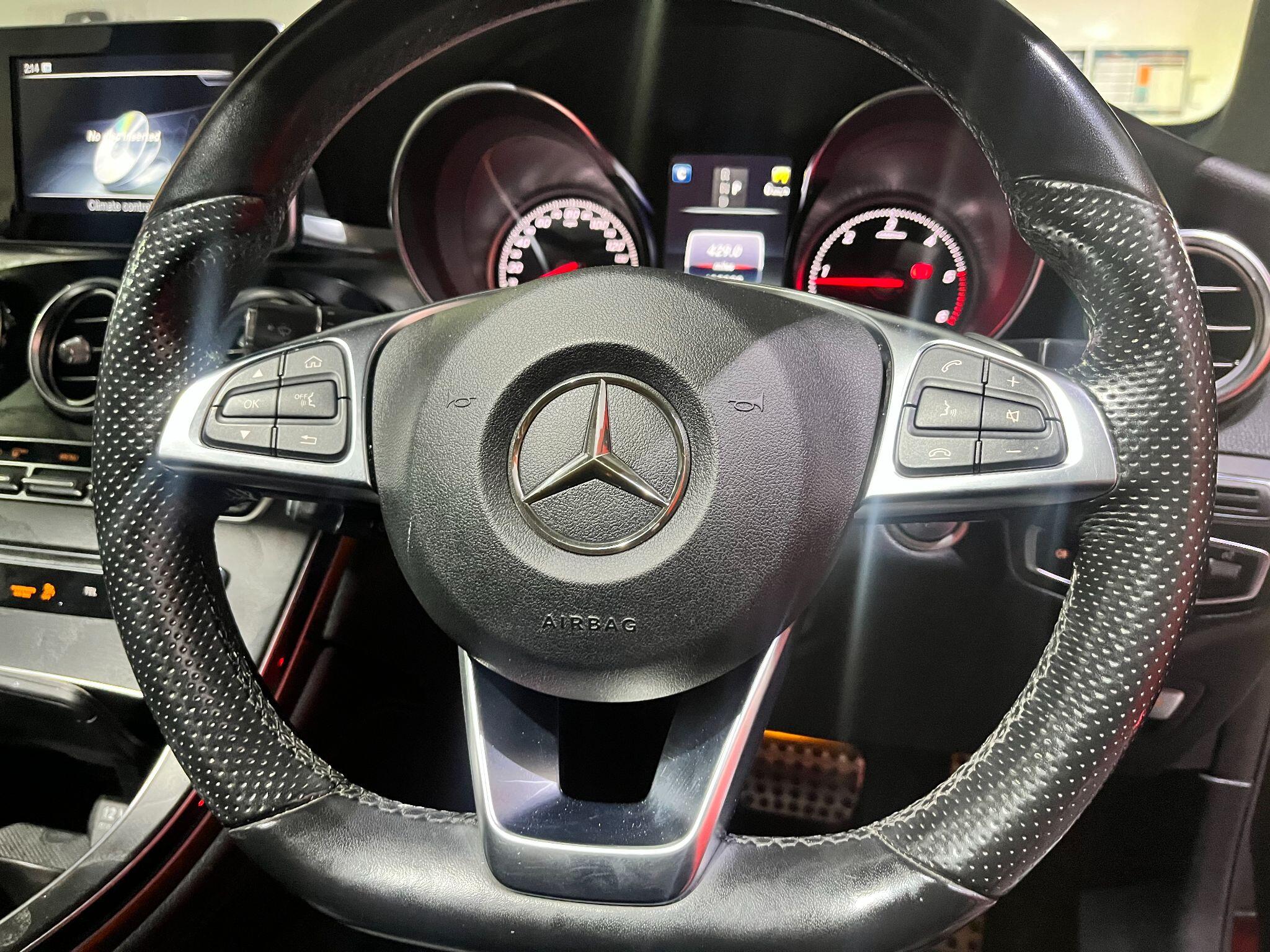Mercedes-Benz GLC view 28