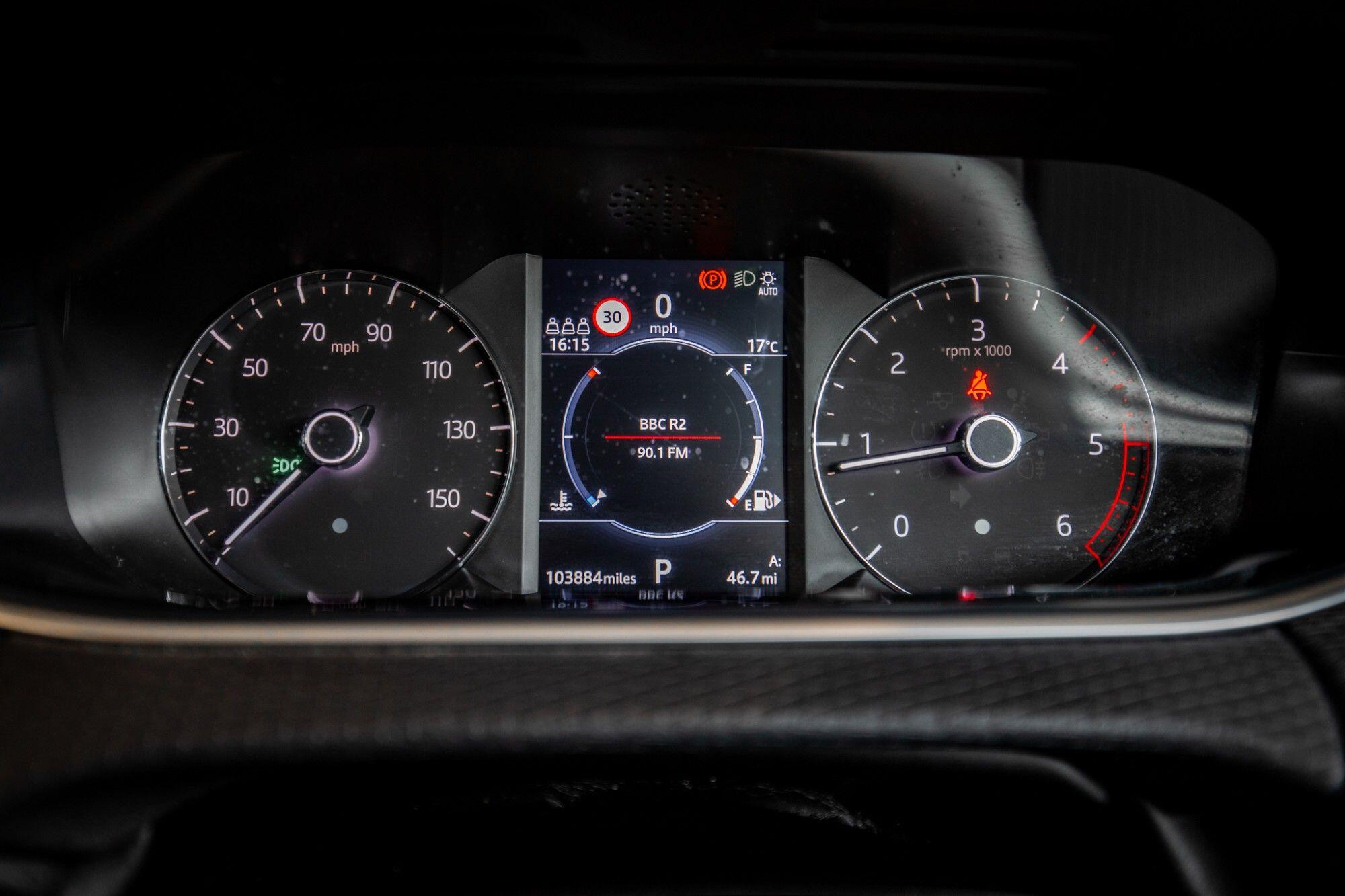 Land Rover Range Rover Evoque view 19