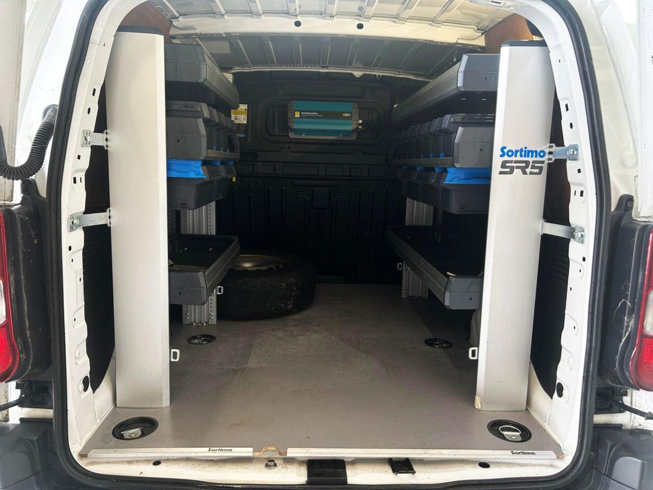 Citroen Berlingo view 20