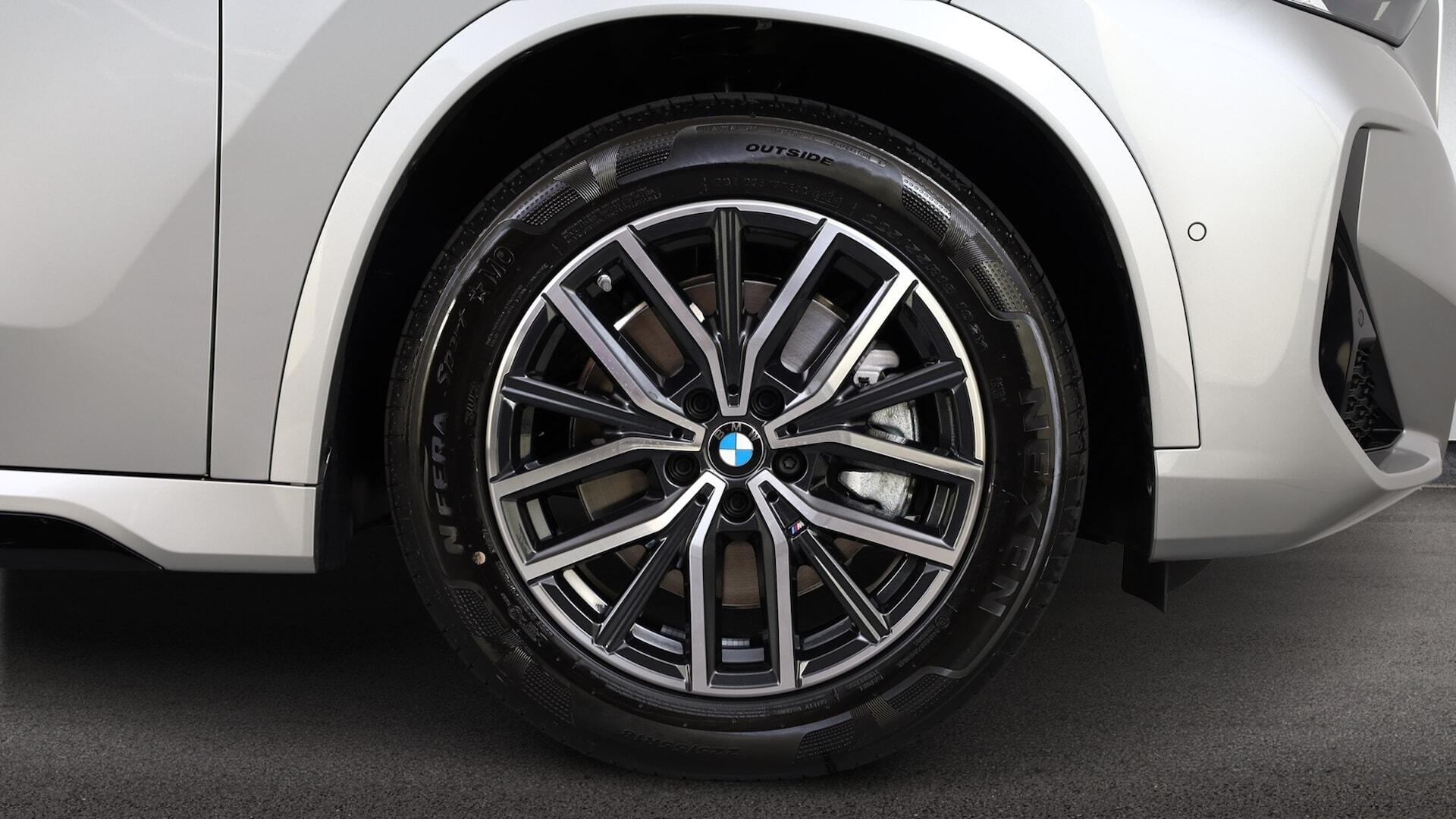 BMW X1 view 14