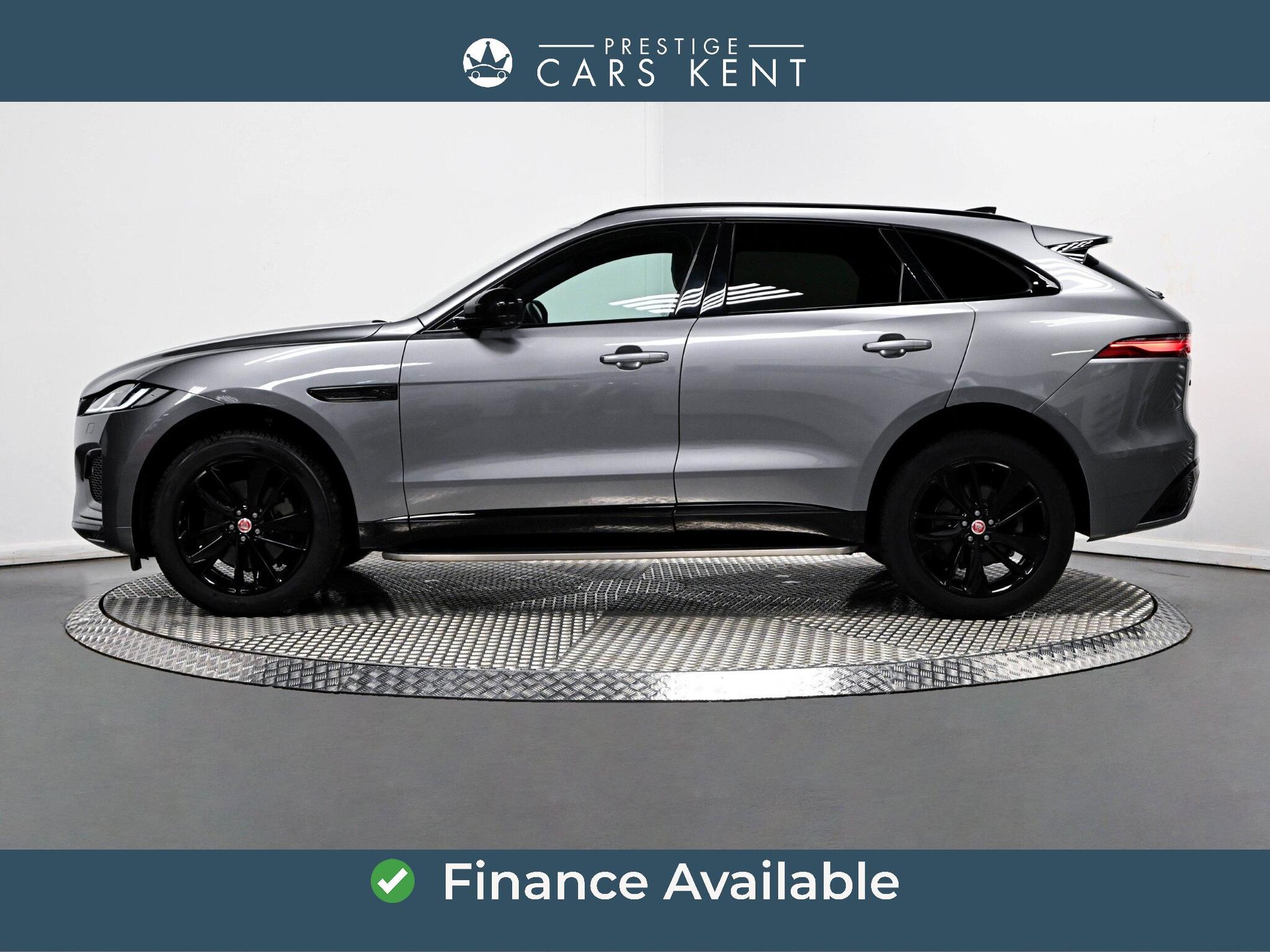 Jaguar F-Pace view 4