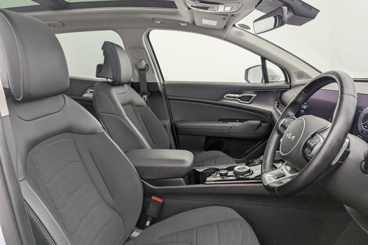 Kia Sportage view 3