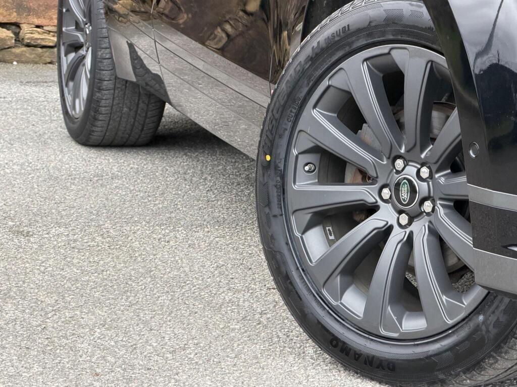 Land Rover Range Rover Velar view 55