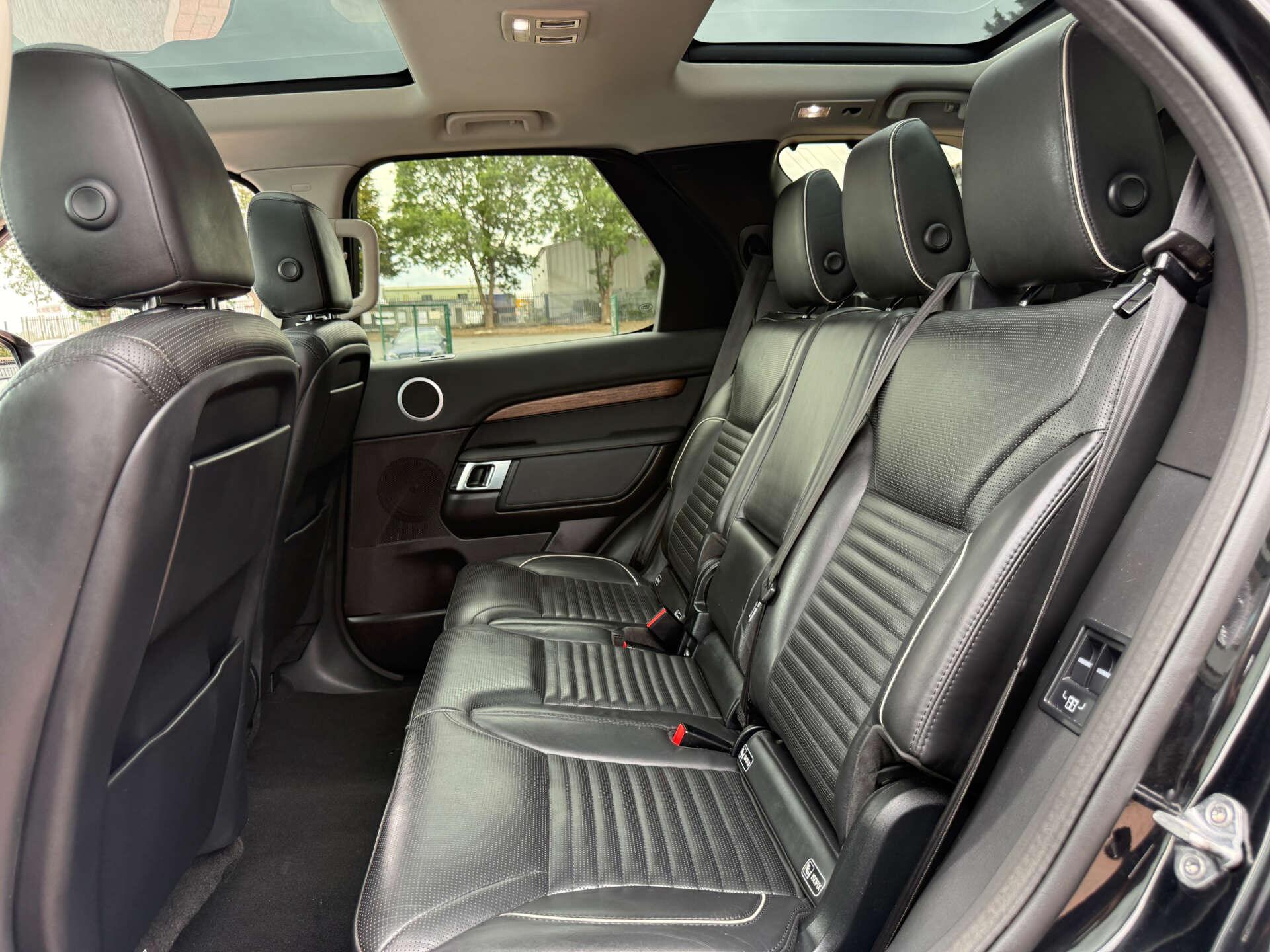 Land Rover Discovery view 81