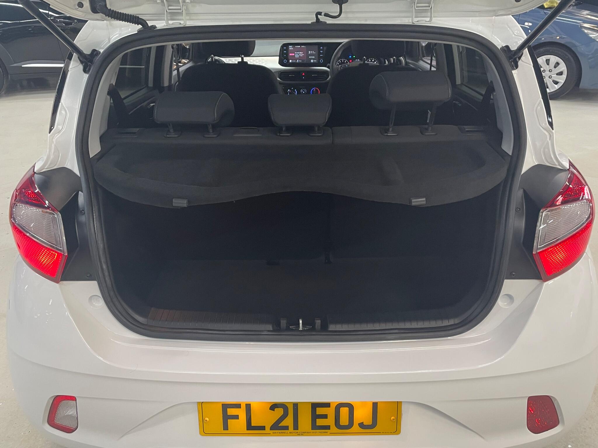 Hyundai I10 view 11