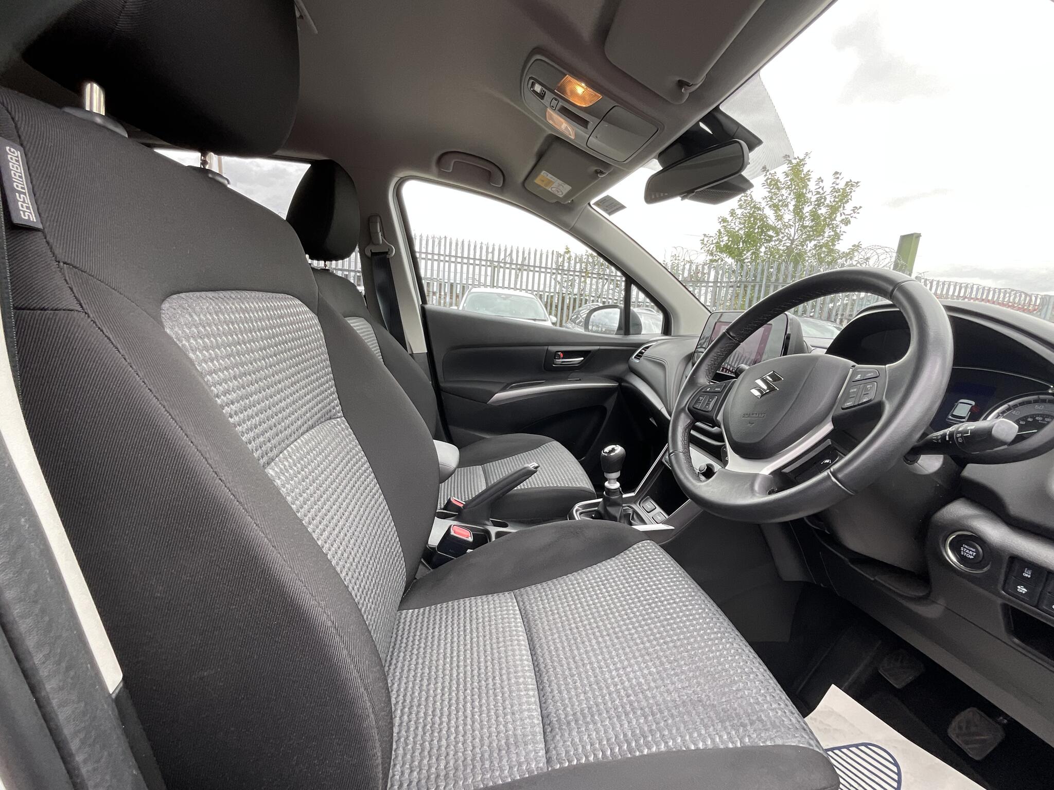 Suzuki S-Cross view 9