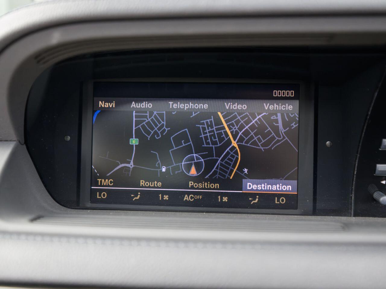 Mercedes-Benz CL view 26