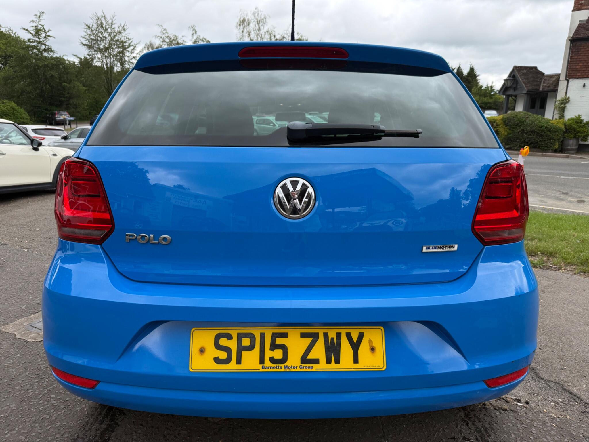 Volkswagen Polo view 9
