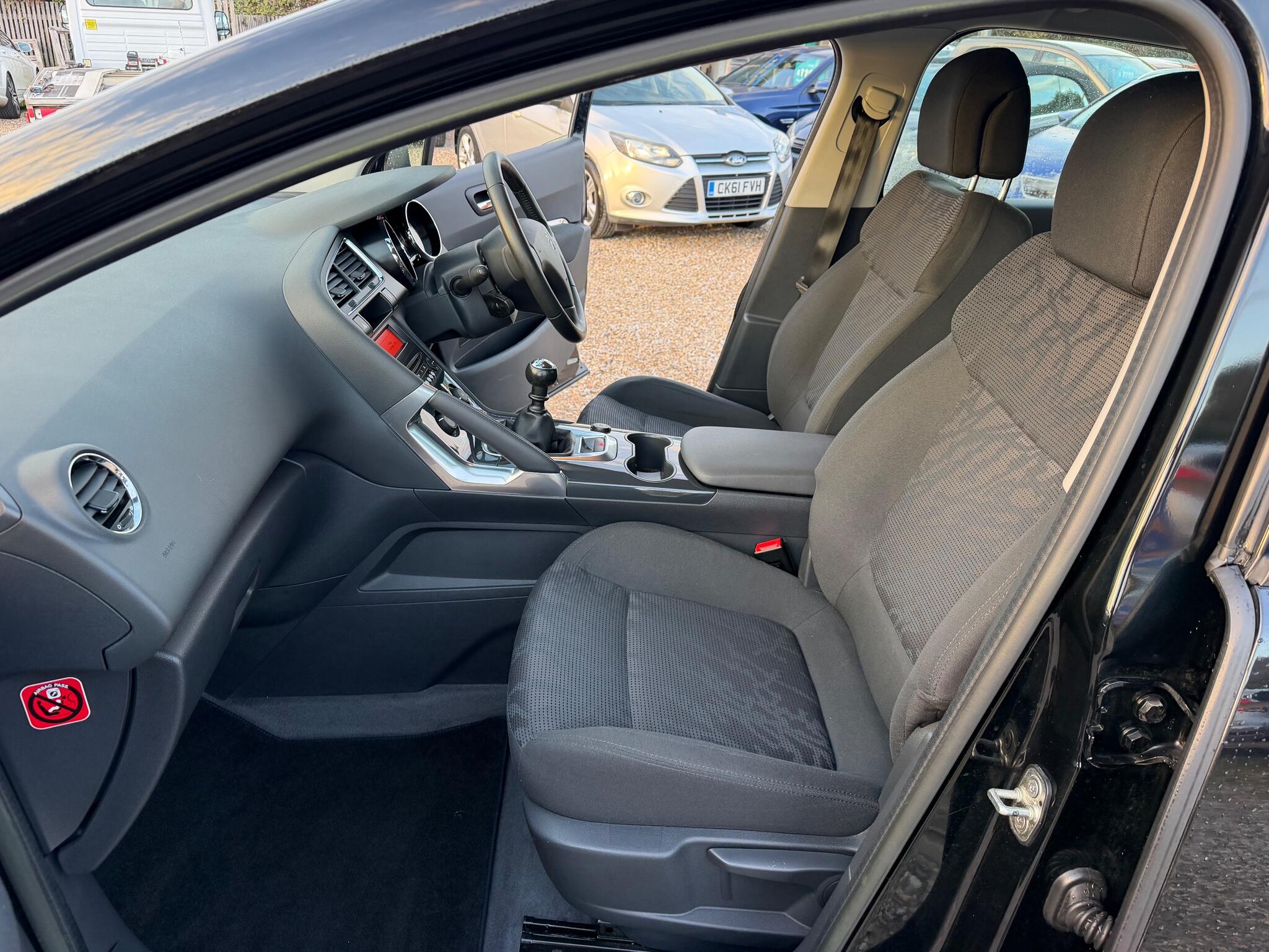 Peugeot 3008 view 15
