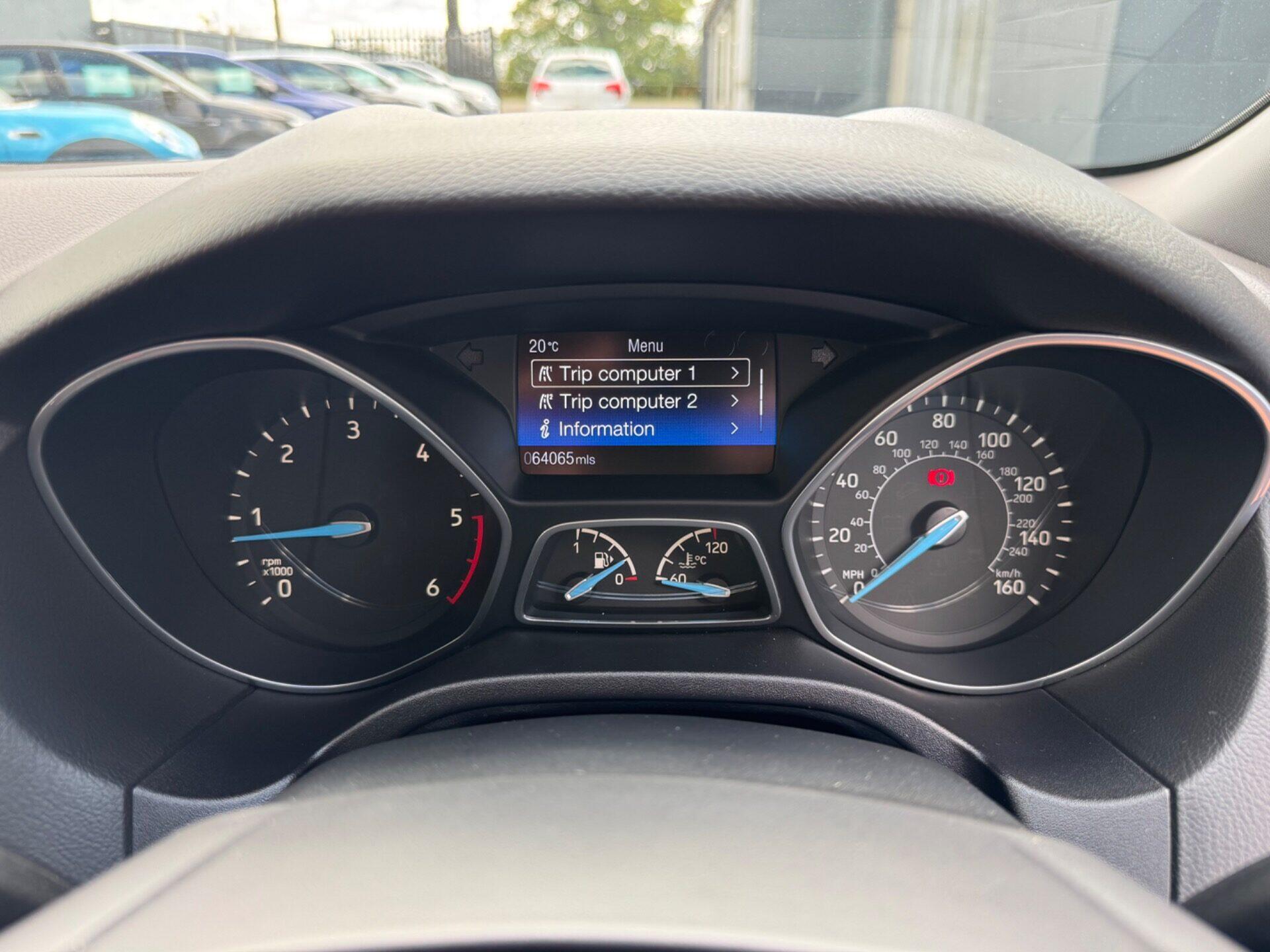 Ford Focus view 46