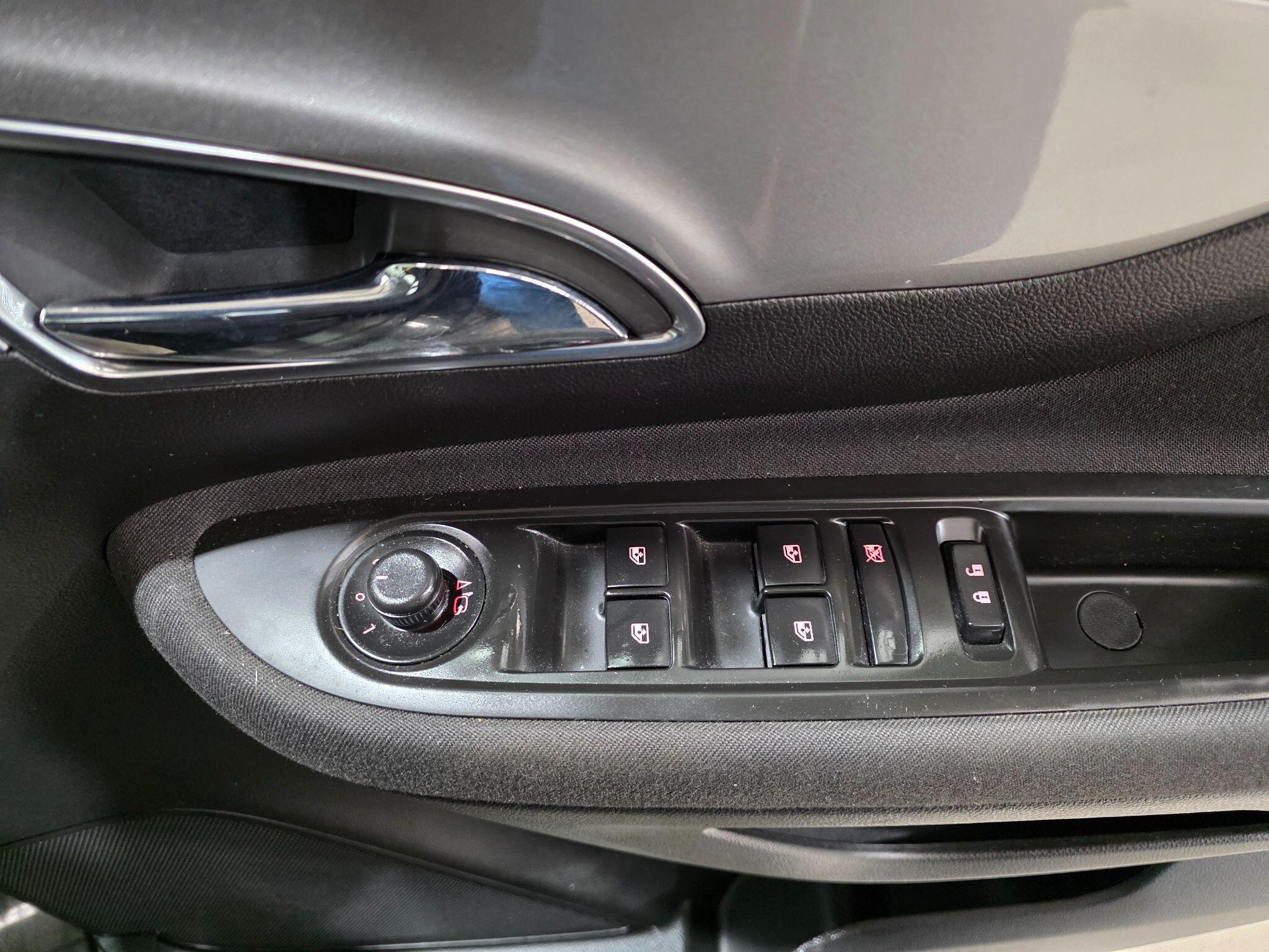 Vauxhall Mokka view 12