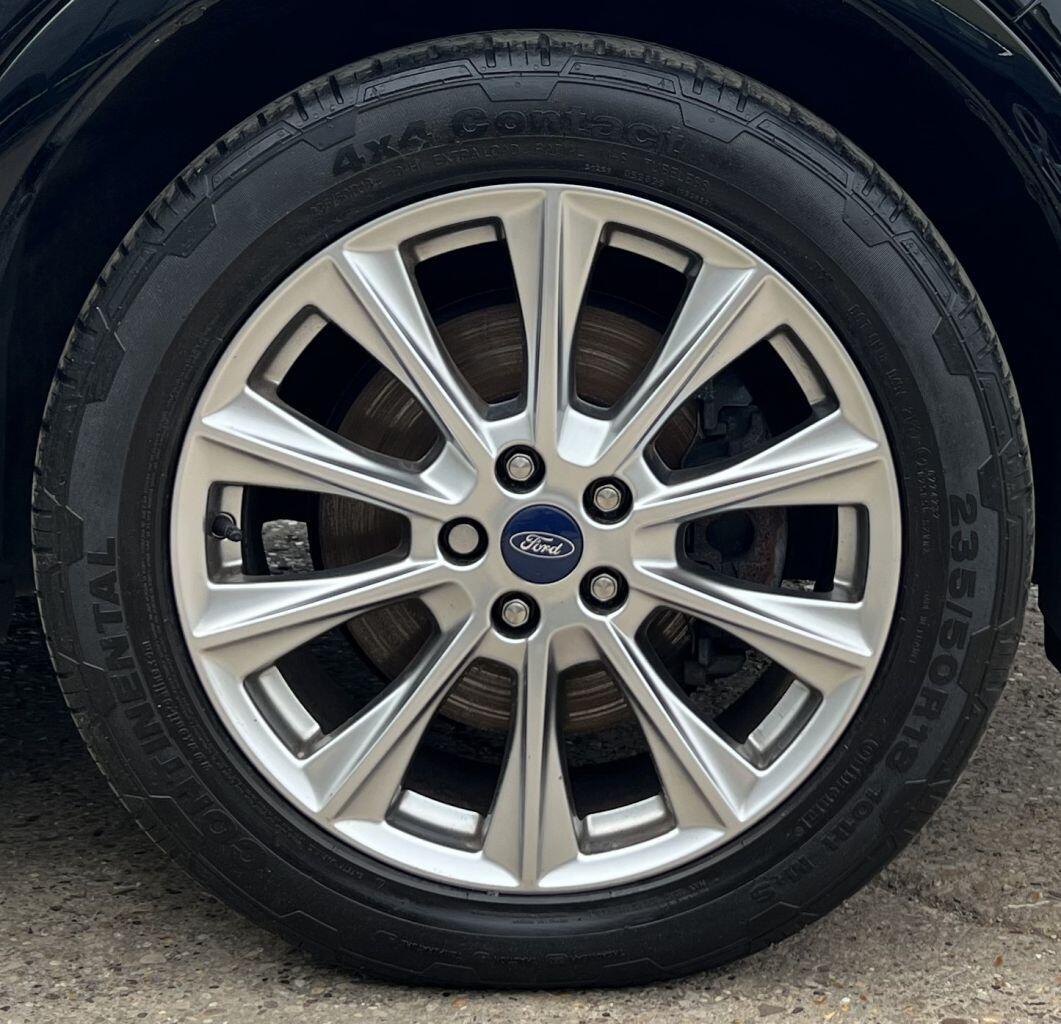 Ford Kuga view 12