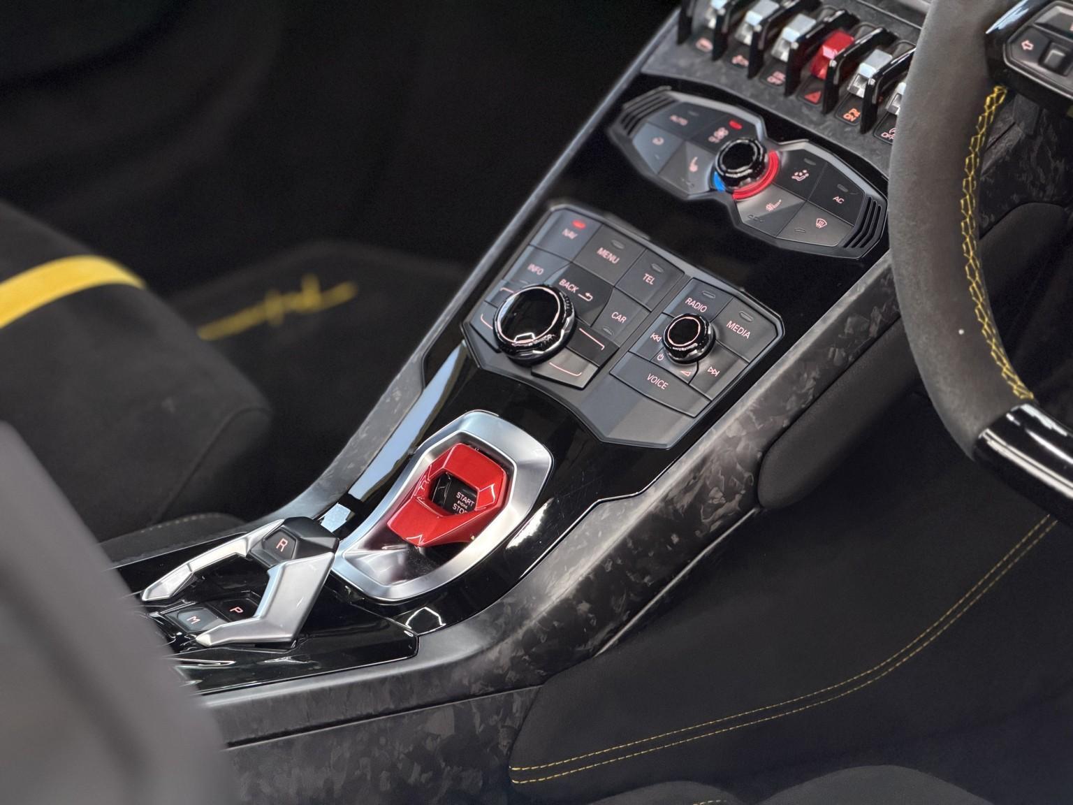 Lamborghini Huracan view 53