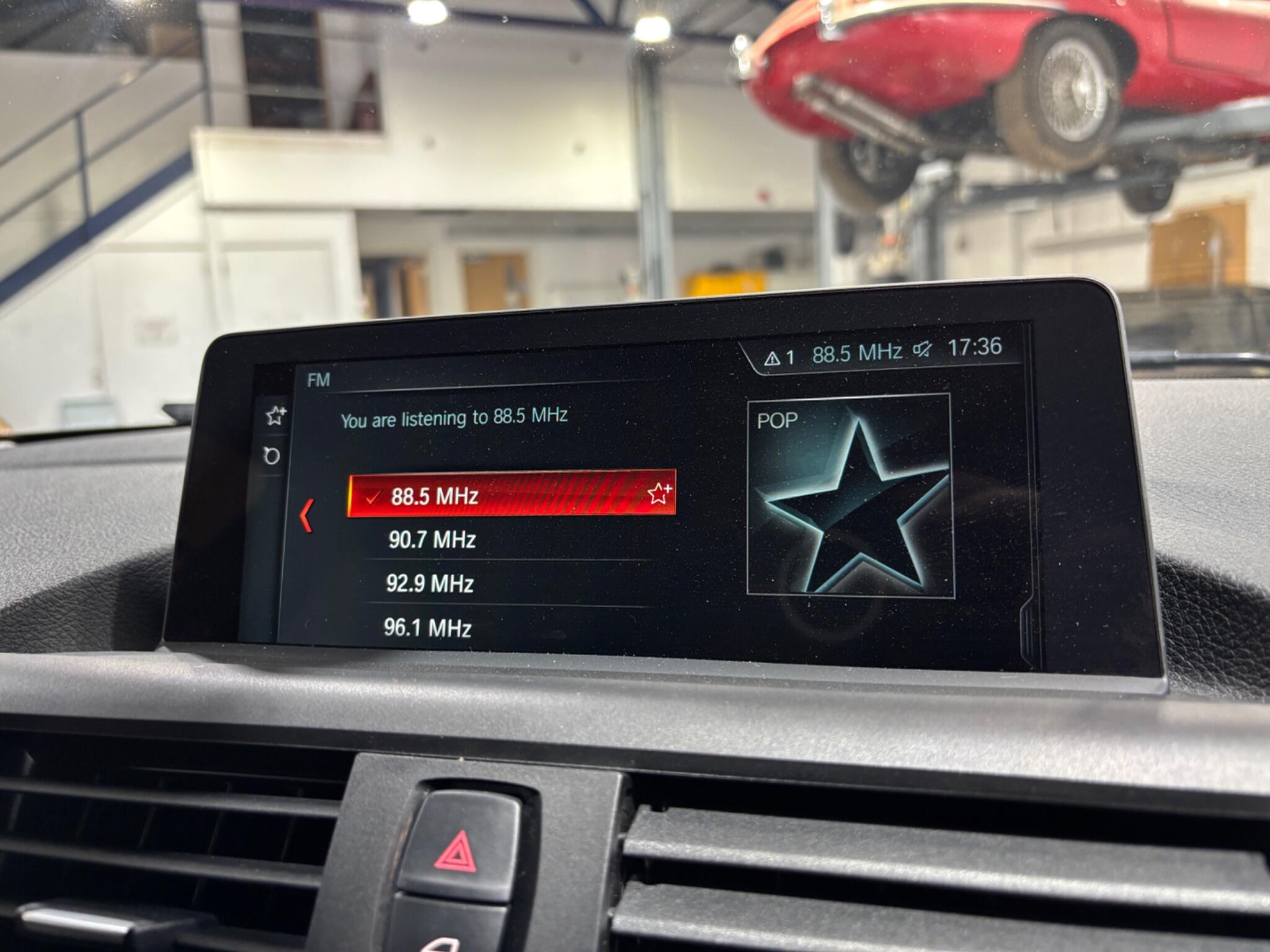 BMW 1 Series view 44